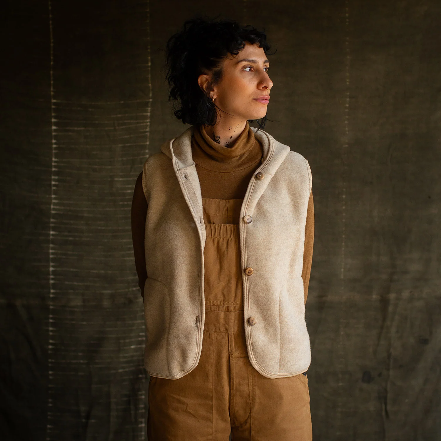 Falcon Women's Vest - Merino Wool Fleece - Sandstorm - Image 4