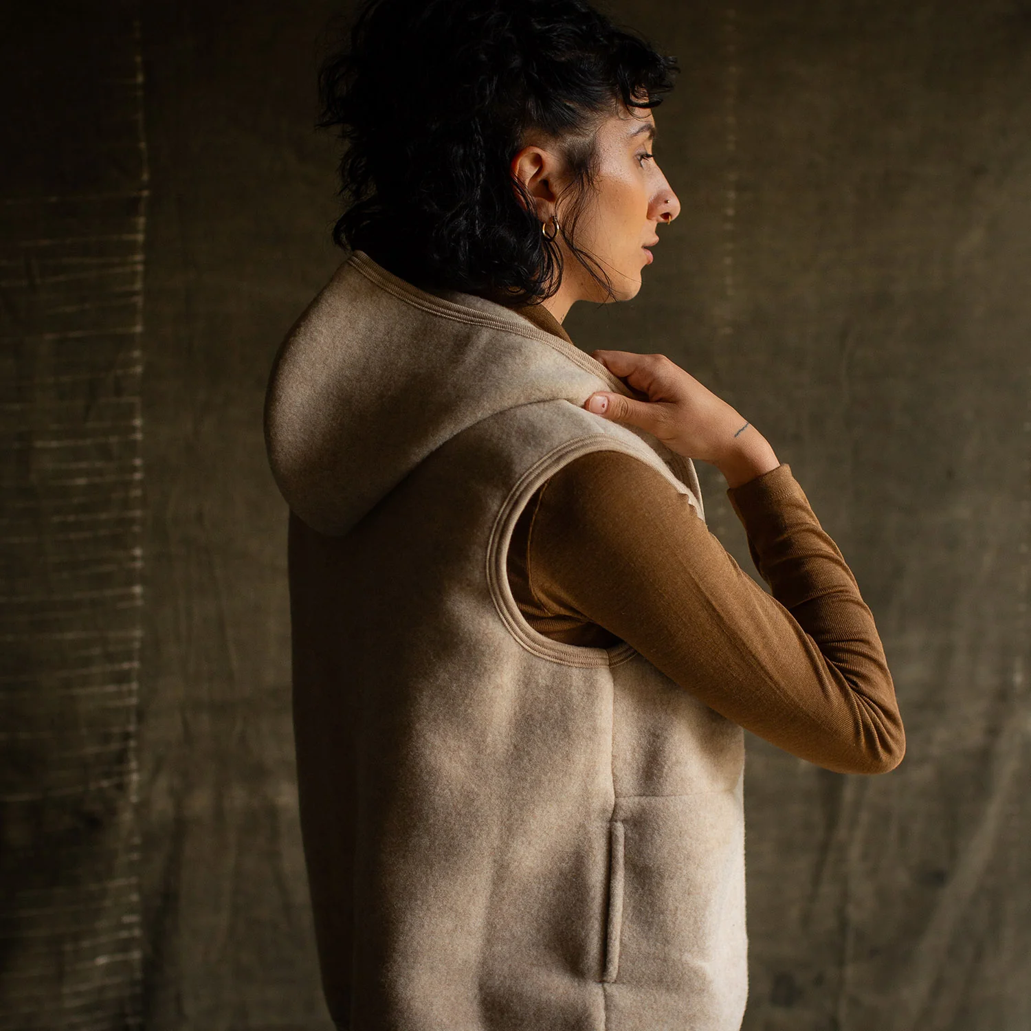Falcon Women's Vest - Merino Wool Fleece - Sandstorm - Image 7