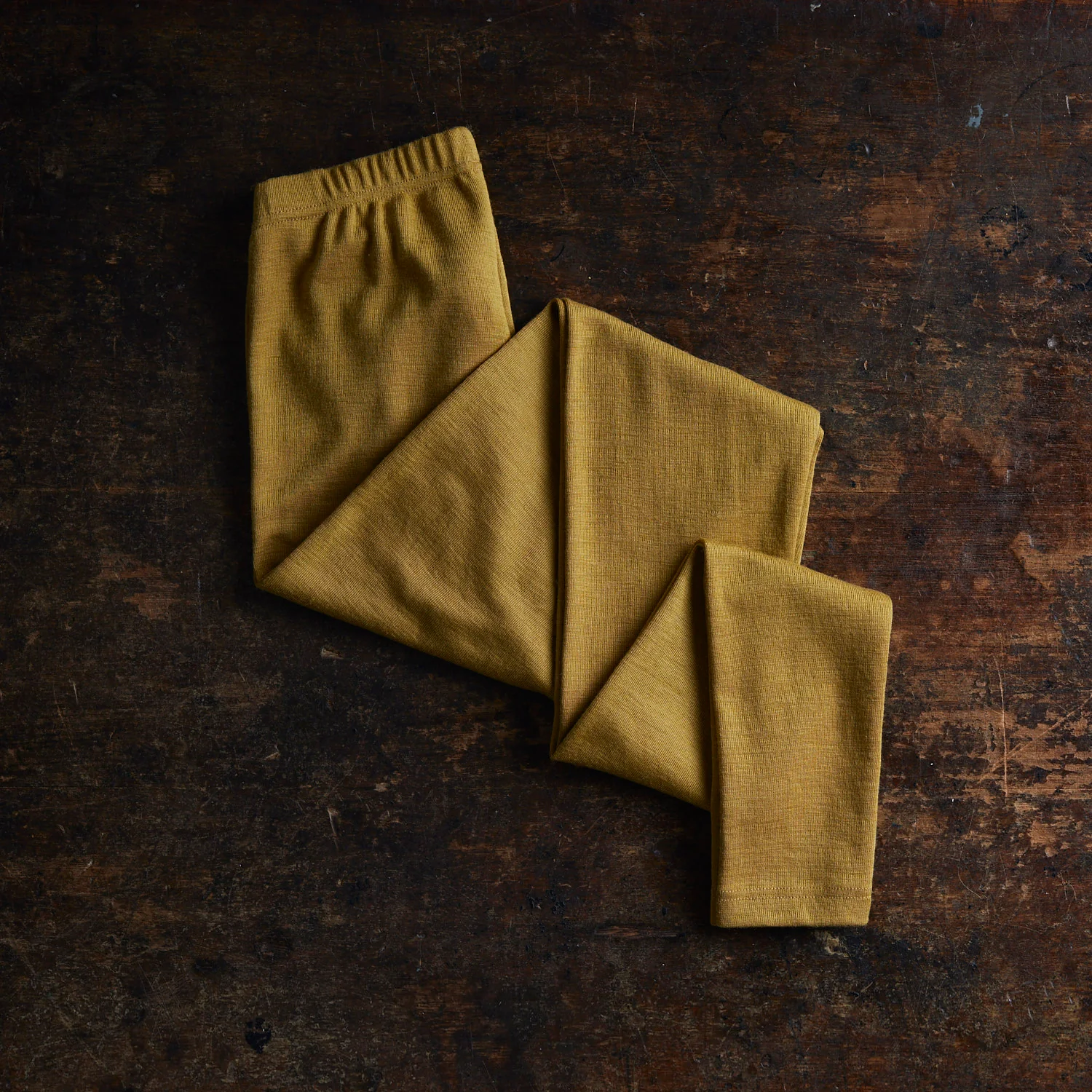 Finch Women's Leggings - Merino Wool & Silk - Pistachio - Image 2