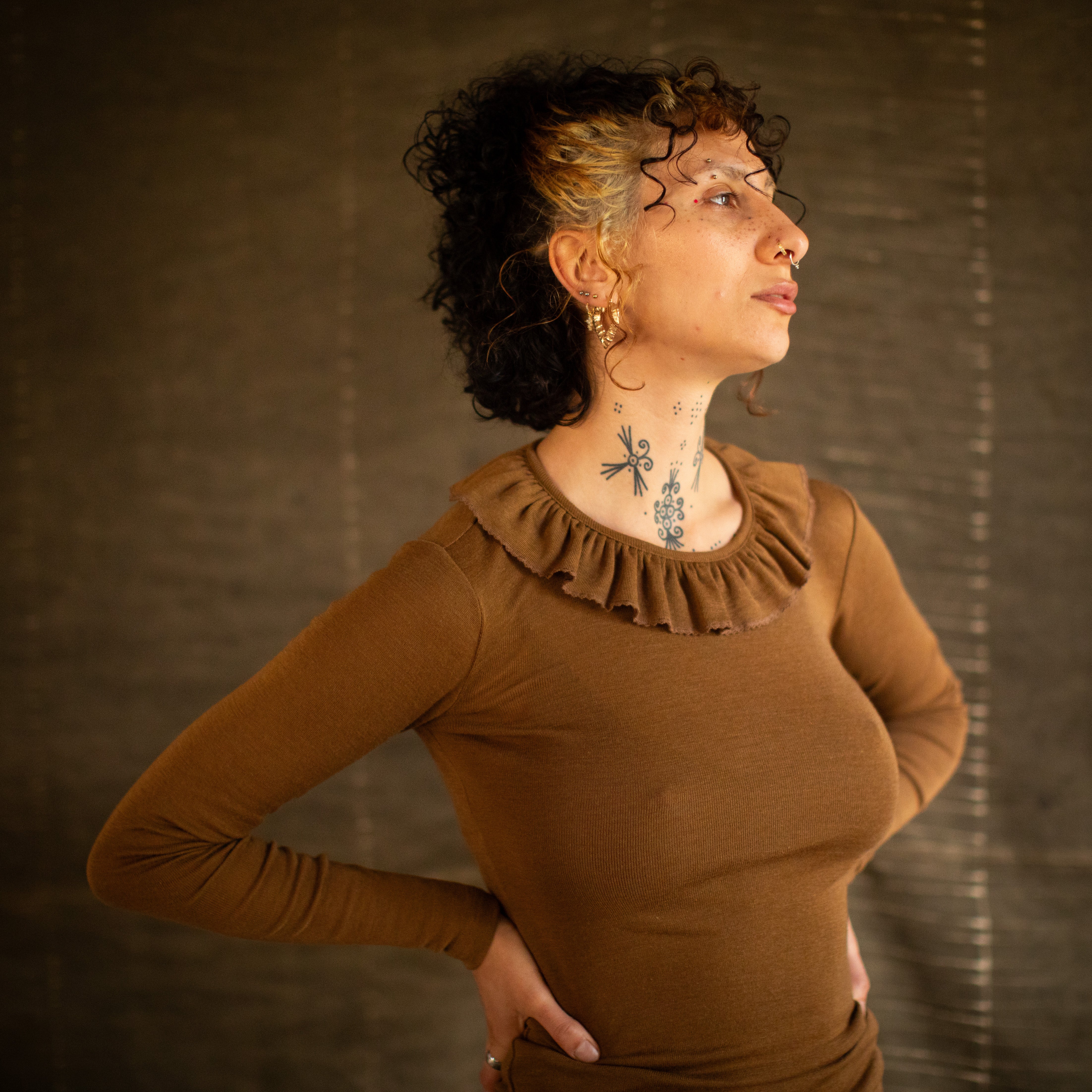 Wren Women's Top - Merino Wool & Silk - Almond - Image 3