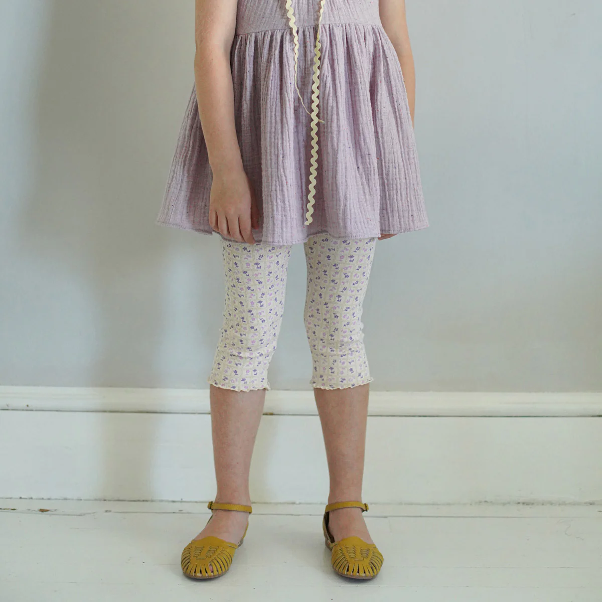 Kids Pima Cotton Capri Legging - Soy Flower Press Print - Image 2