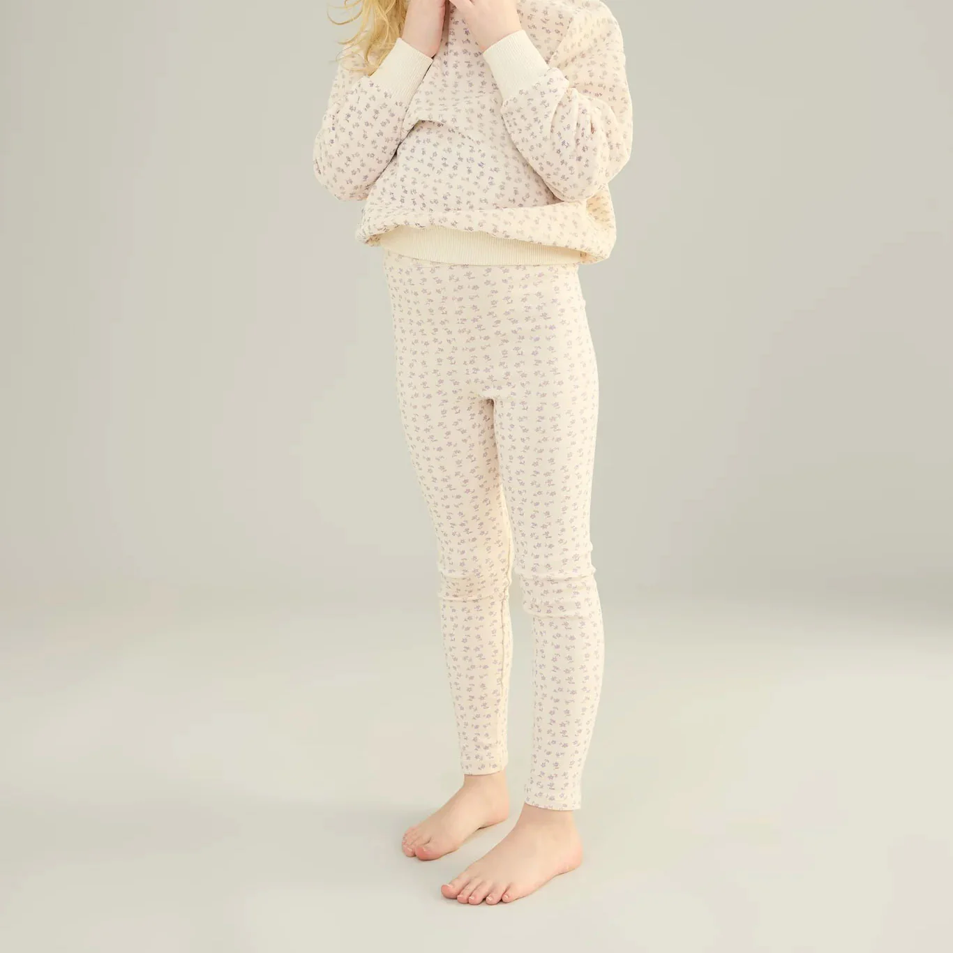 Kids Pima Cotton Stretch Leggings - Pansy Chicweed Print - Image 2
