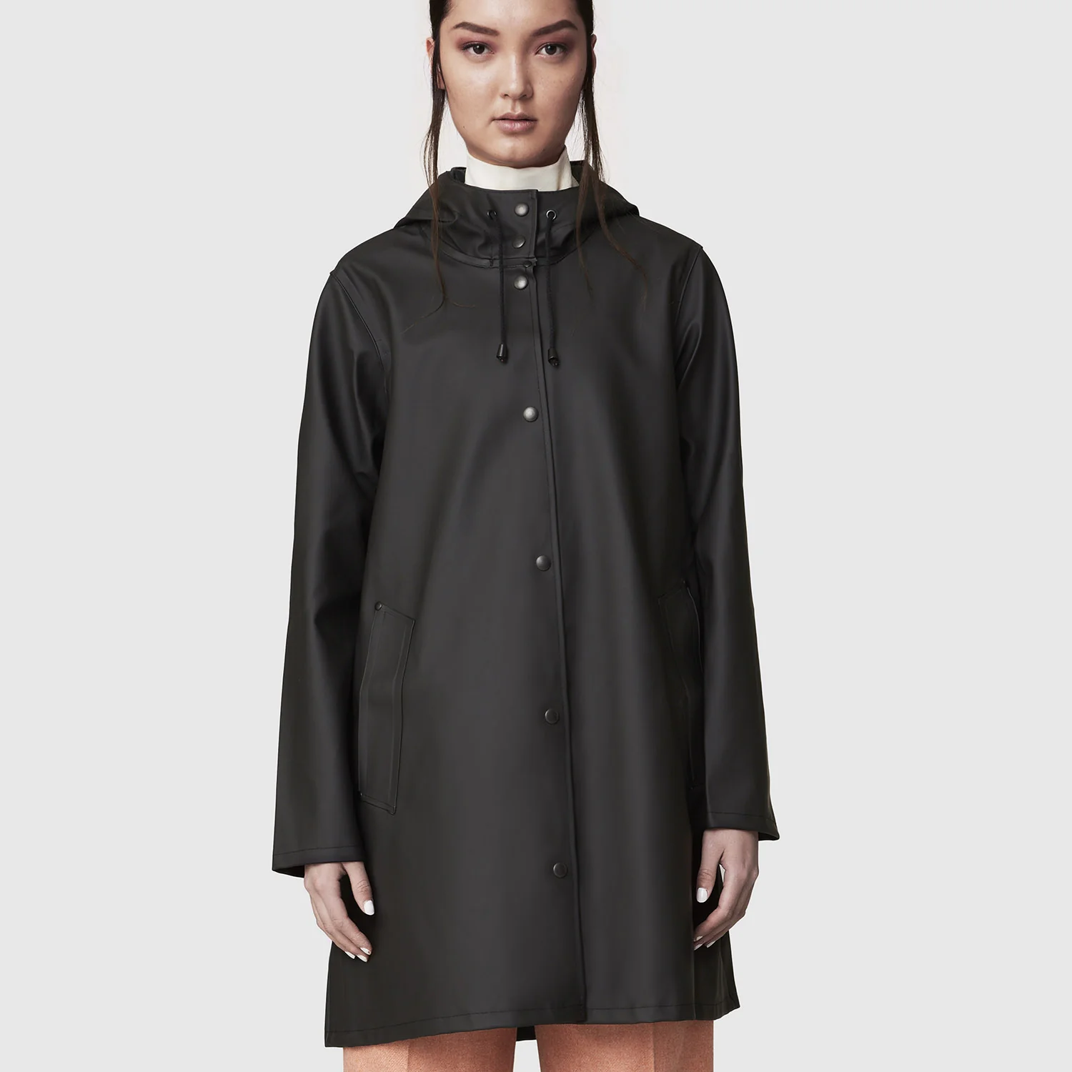 Women's Classic Mosebacke Raincoat - Black - Image 4