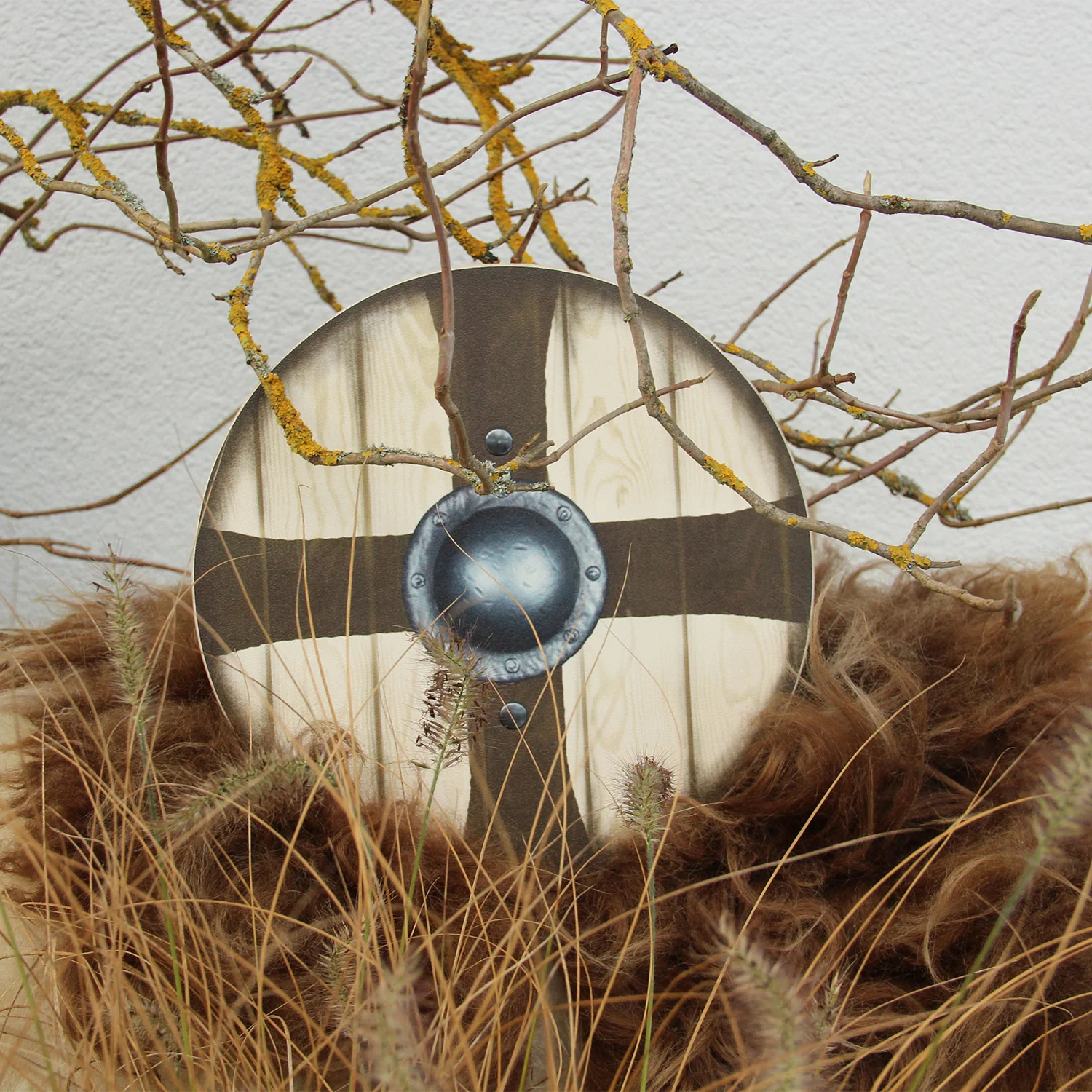 Wooden Ragnar Mini Viking Shield & Axe Set - Image 4