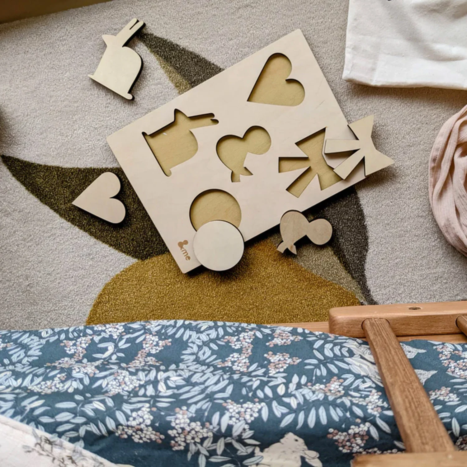 Wooden Puzzle - Shapes - Image 2