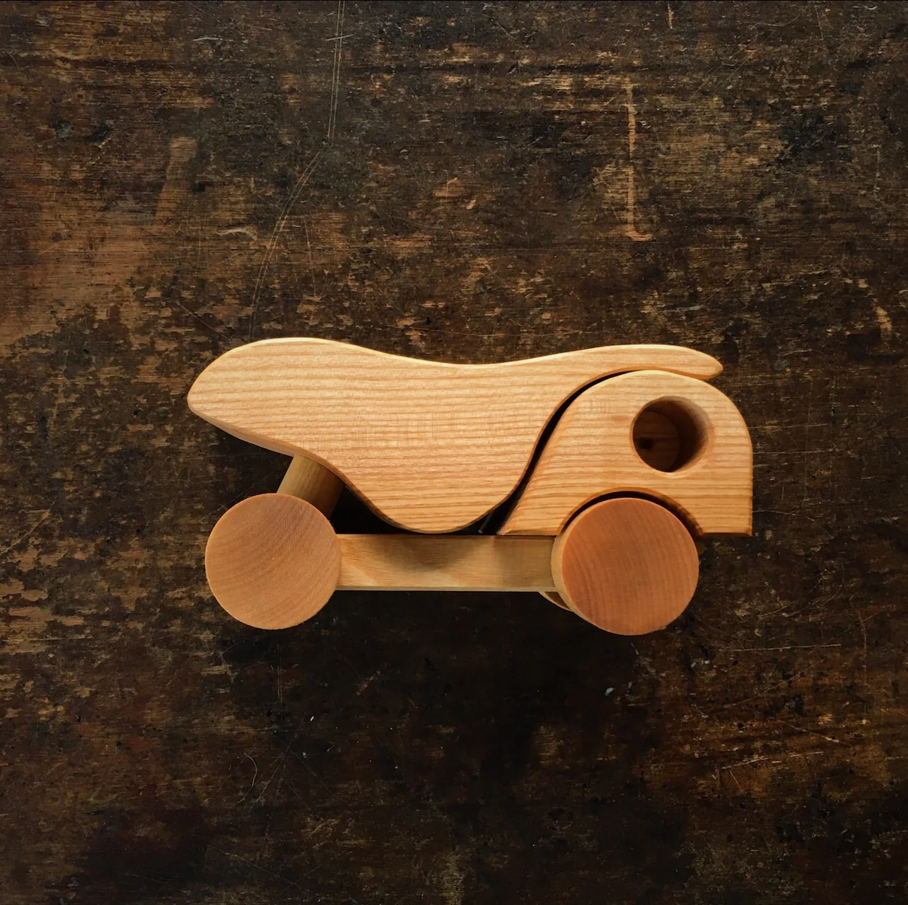 Handmade Wooden Dumper Truck - Image 4
