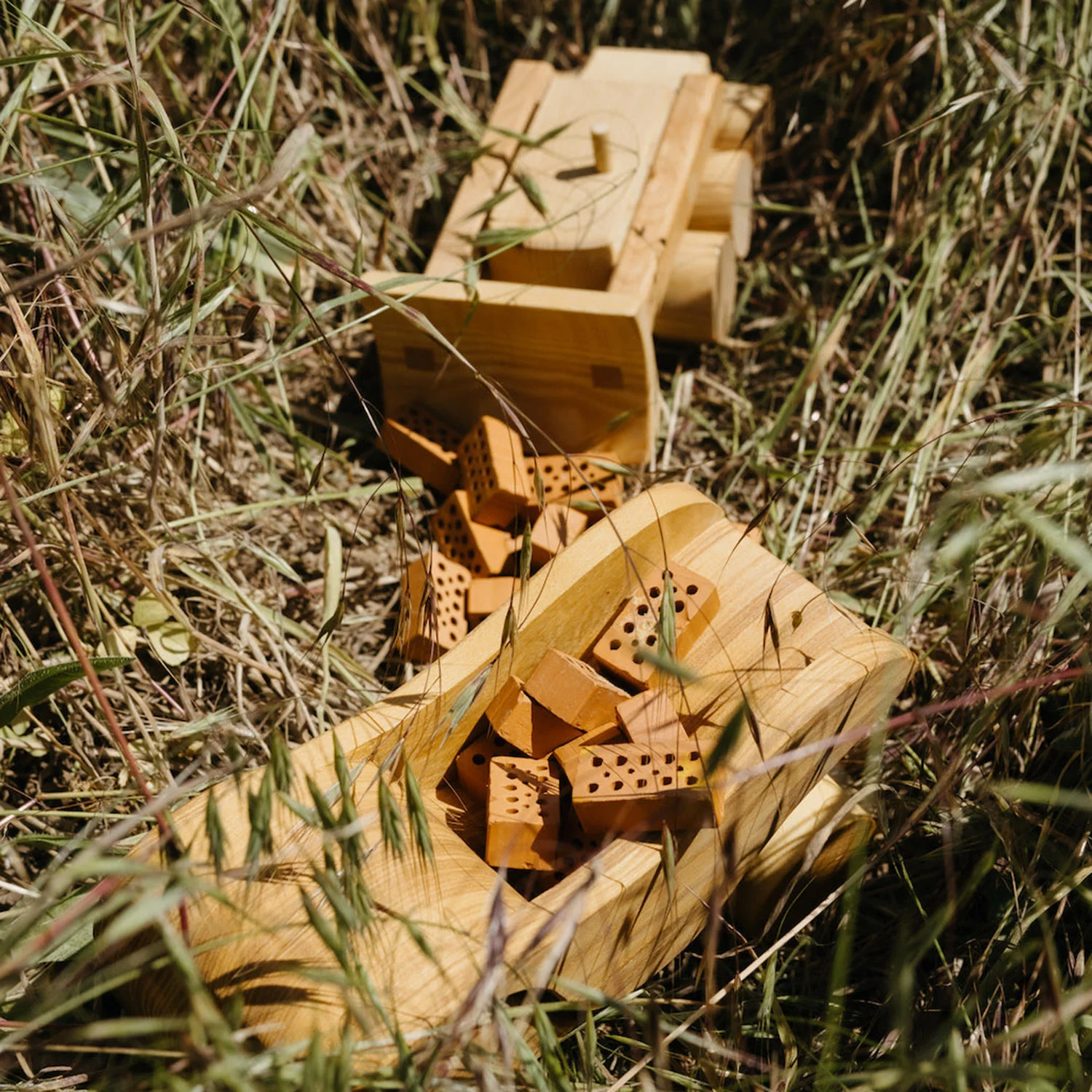 Handmade Wooden Dumper Truck - Image 5