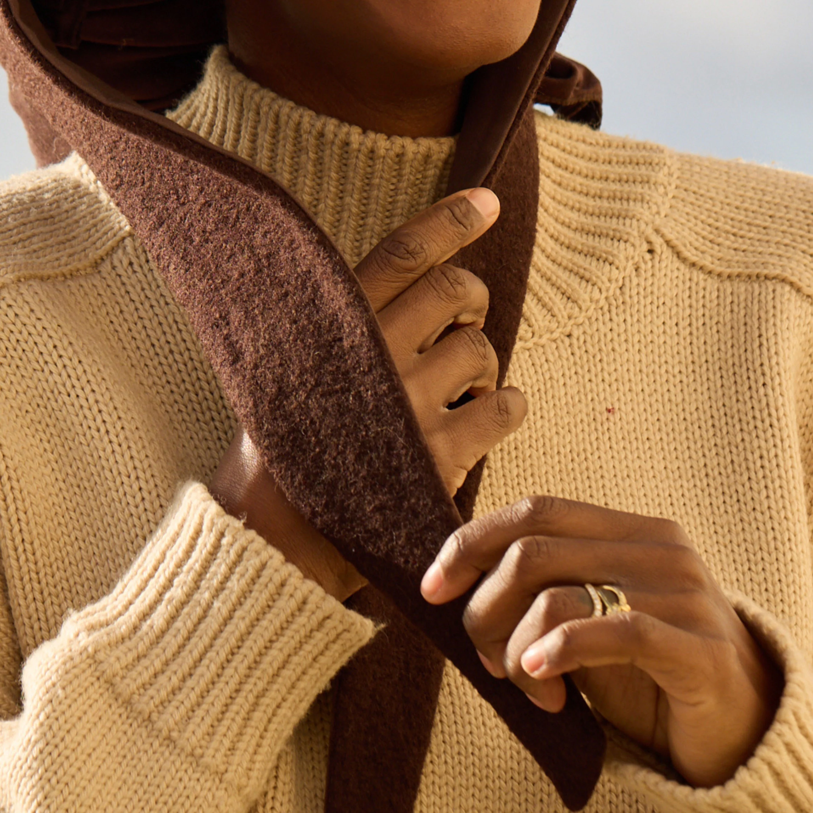 Women's Waxed Cotton/Boiled Wool Reversible Scout Hood - Cinnamon - Image 10