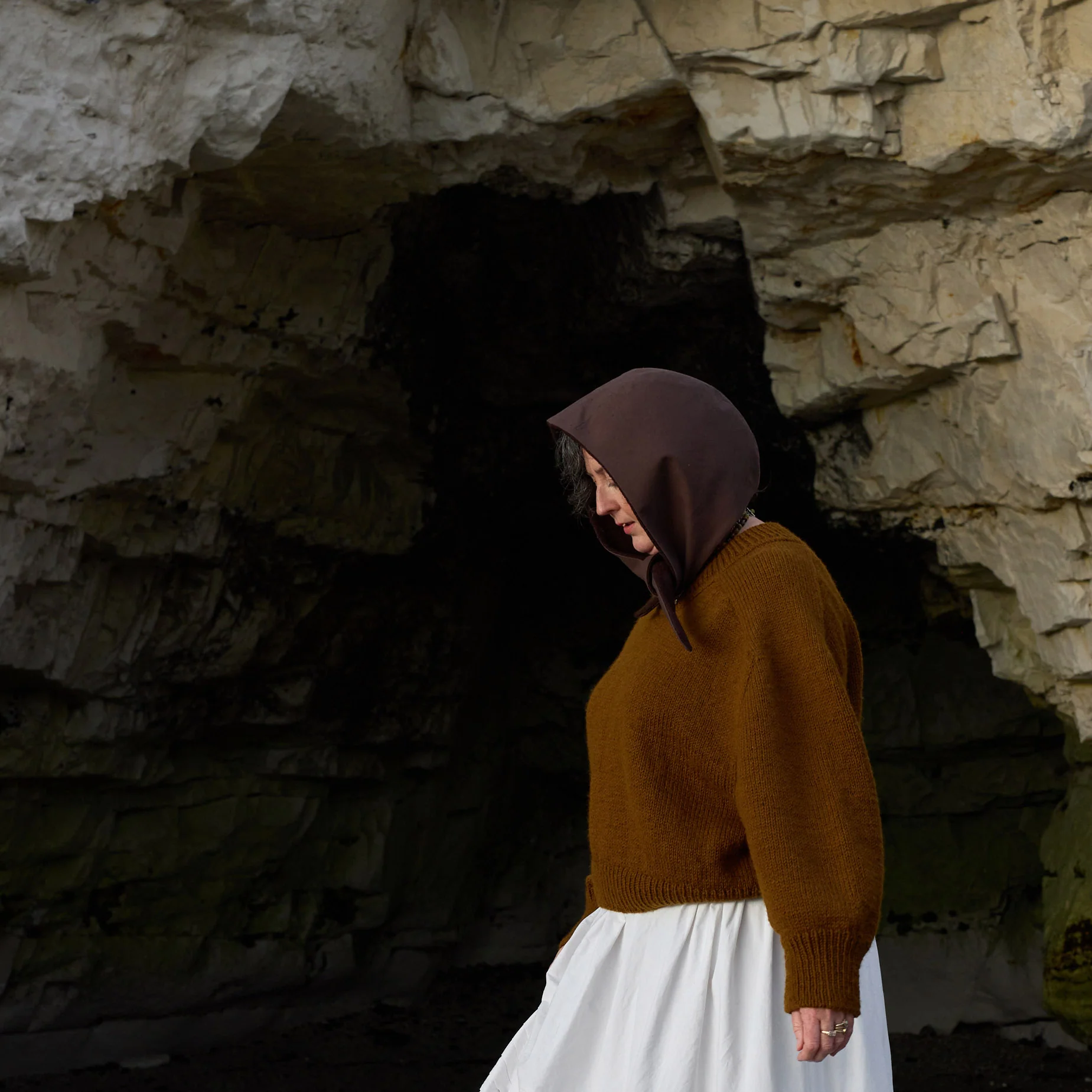 Women's Waxed Cotton/Boiled Wool Reversible Scout Hood - Cinnamon - Image 8